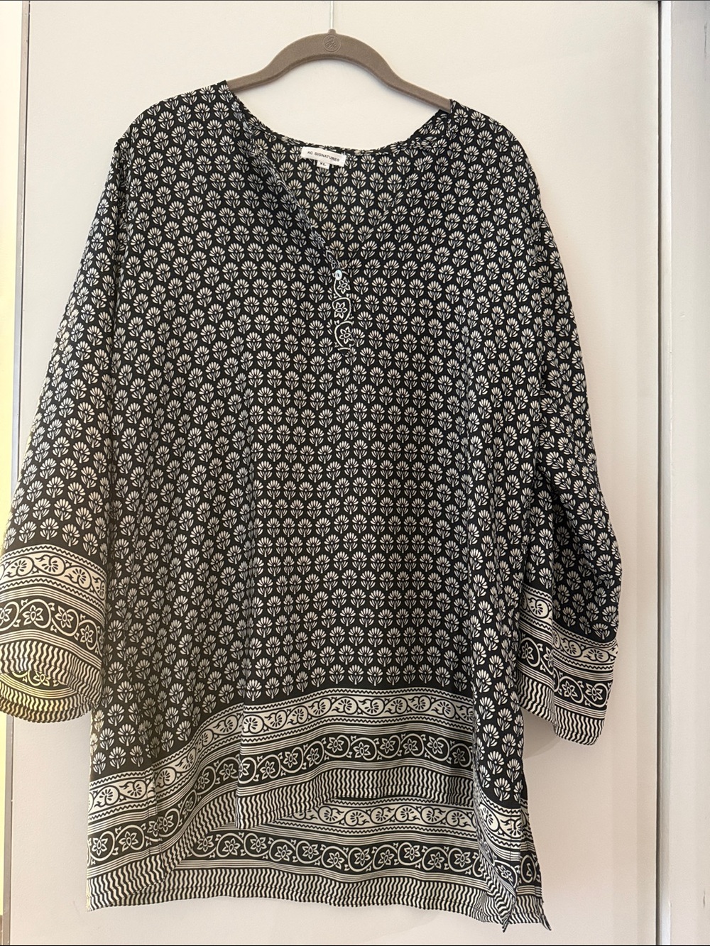 Signature Black & White silk Printed Tunic Blouse